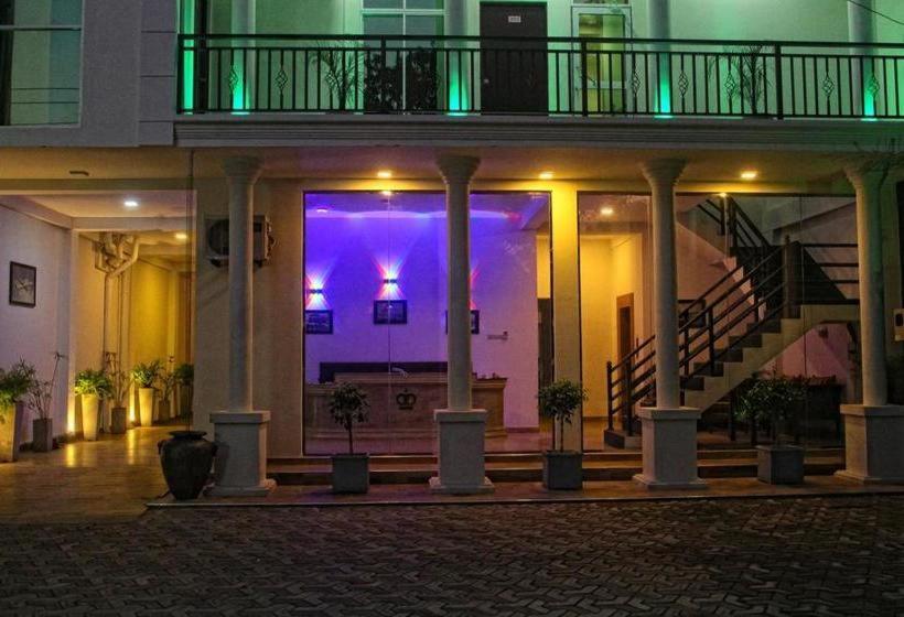 Kings Gate Airport Transit Hotel كاتوناياكى المظهر الخارجي الصورة