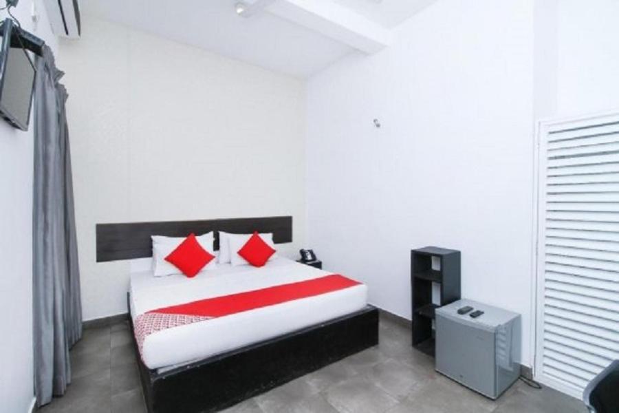 Kings Gate Airport Transit Hotel كاتوناياكى المظهر الخارجي الصورة