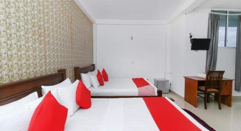 Kings Gate Airport Transit Hotel كاتوناياكى المظهر الخارجي الصورة