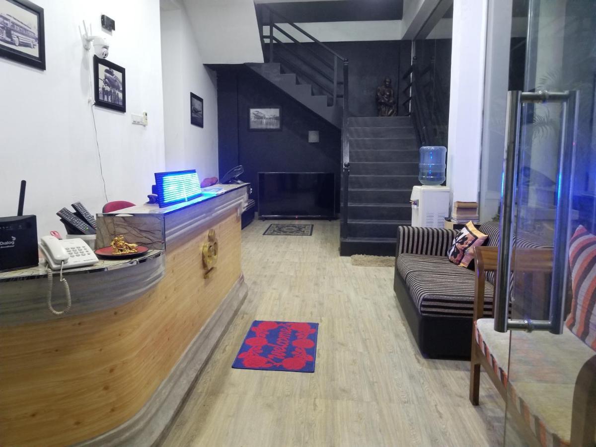 Kings Gate Airport Transit Hotel كاتوناياكى المظهر الخارجي الصورة